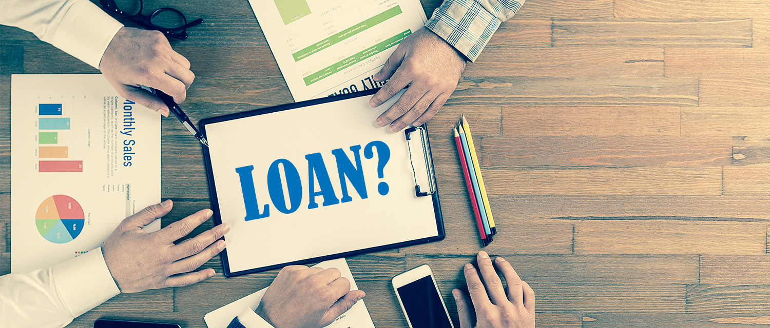 Online Loan Lenders Versus In-Store Financiers